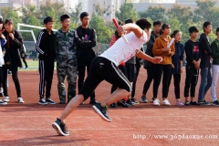 C늌I(y)